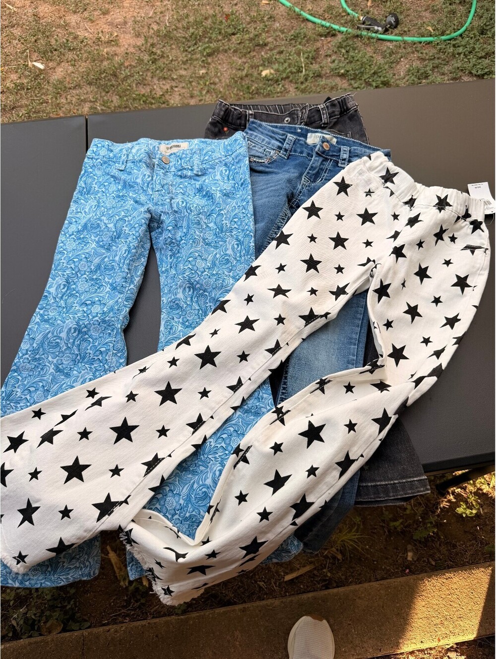 Western Set of 4 Girls' Flare Jeans and Pants in Various Patterns Size 7/6x
